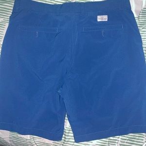 Vineyard Vines Short